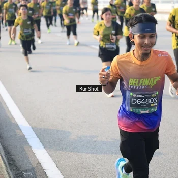Runner Photo 6885757