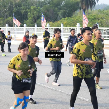 Runner Photo 6885791