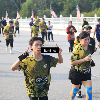 Runner Photo 6885794