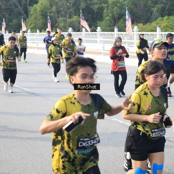 Runner Photo 6885802