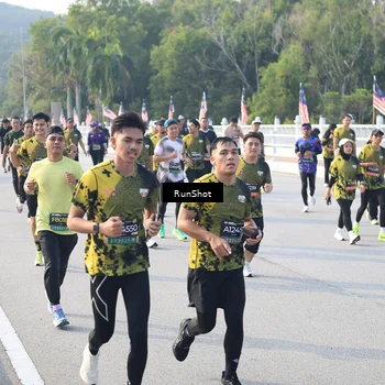 Runner Photo 6885832