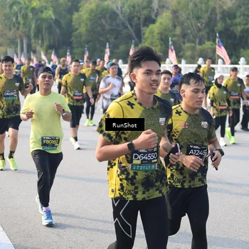 Runner Photo 6885870