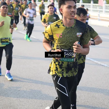 Runner Photo 6885875