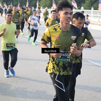 Runner Photo 6885886