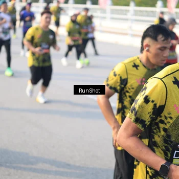 Runner Photo 6885891