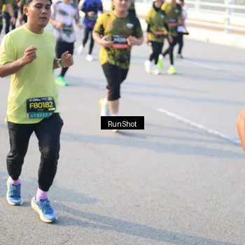 Runner Photo 6885909