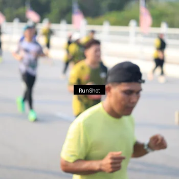 Runner Photo 6885940