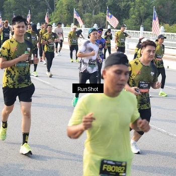 Runner Photo 6885949