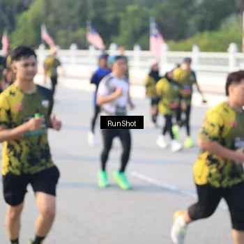 Runner Photo 6885963