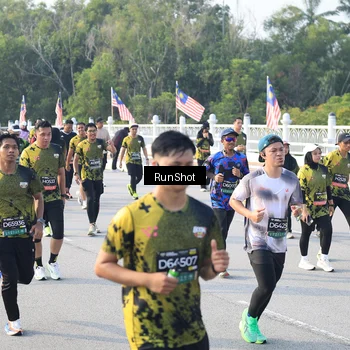 Runner Photo 6885985