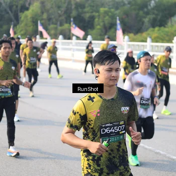 Runner Photo 6885987