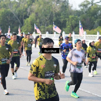 Runner Photo 6886008