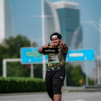 Runner Photo 6886024