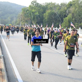 Runner Photo 6886032