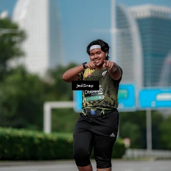 Runner Photo 6886040