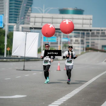 Runner Photo 6886052