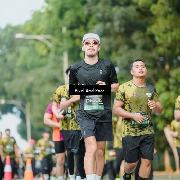 Runner Photo 6886073