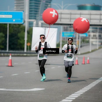 Runner Photo 6886094