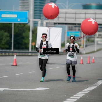 Runner Photo 6886100