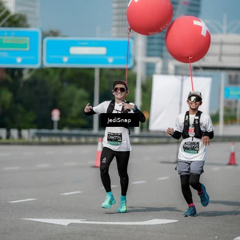 Runner Photo 6886116