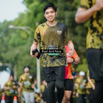 Runner Photo 6886124