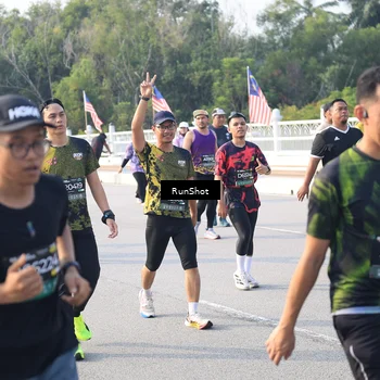 Runner Photo 6886134