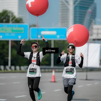 Runner Photo 6886136