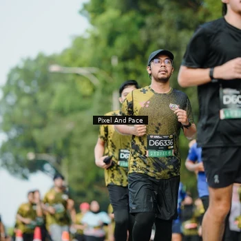 Runner Photo 6886137