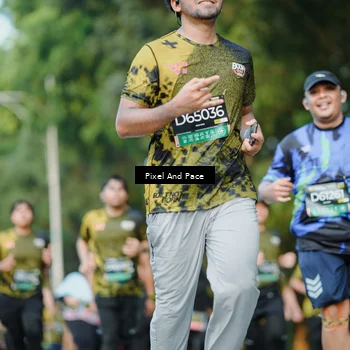 Runner Photo 6886162