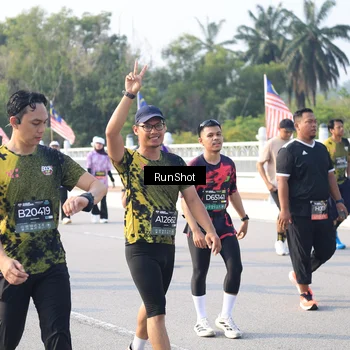 Runner Photo 6886172