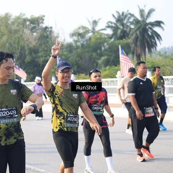 Runner Photo 6886178