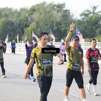 Runner Photo 6886220