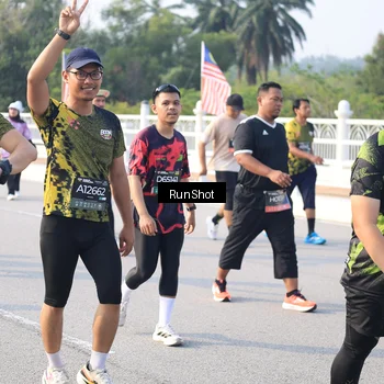Runner Photo 6886223