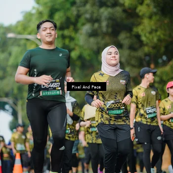 Runner Photo 6886240