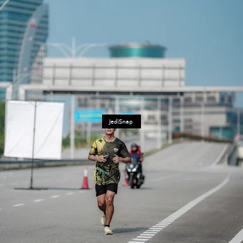 Runner Photo 6886251