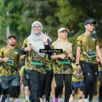 Runner Photo 6886263