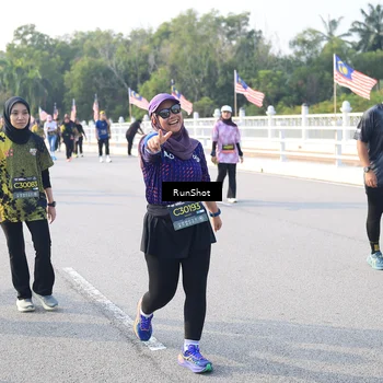 Runner Photo 6886279