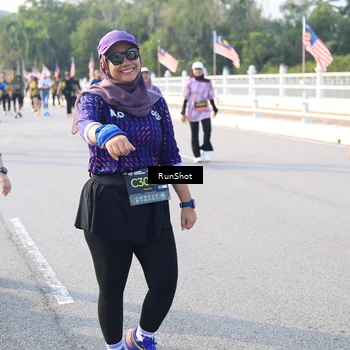 Runner Photo 6886295