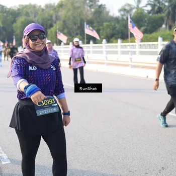 Runner Photo 6886299