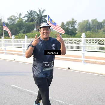 Runner Photo 6886315
