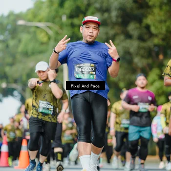 Runner Photo 6886316