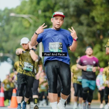 Runner Photo 6886320