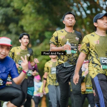 Runner Photo 6886323