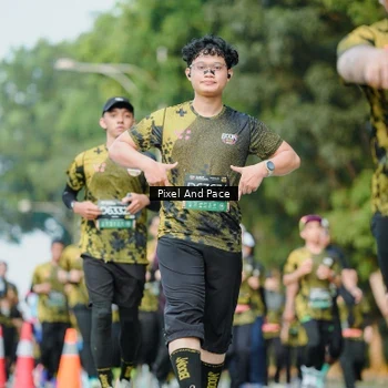 Runner Photo 6886343