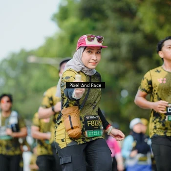 Runner Photo 6886356