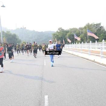 Runner Photo 6886427