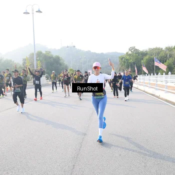 Runner Photo 6886441