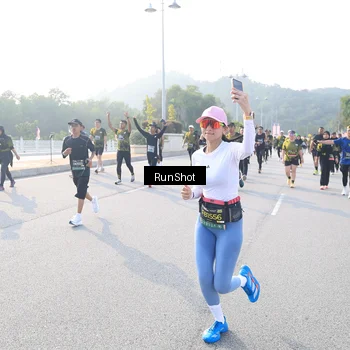 Runner Photo 6886460