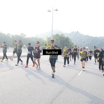 Runner Photo 6886499
