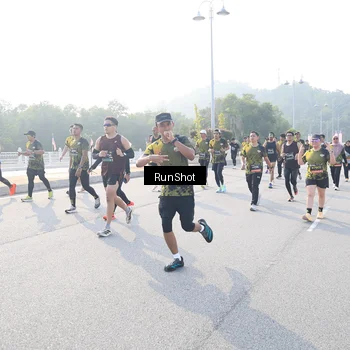 Runner Photo 6886513